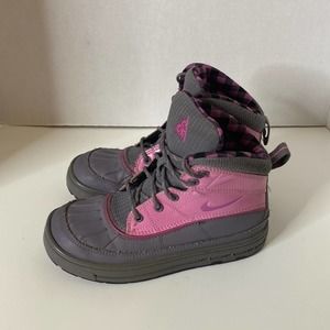 Nike ACG Woodside 2 High Youth Child Gray Pink Boots Shoes Snow Boots